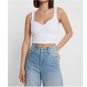 Express Body Contour High Compression Sweetheart Neckline Crop Tank